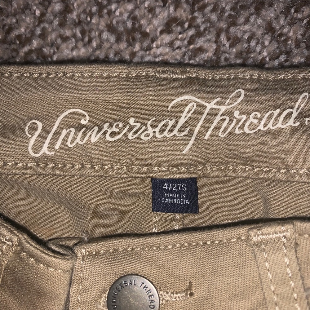 Universal Thread Jeans - Picture 2 of 2